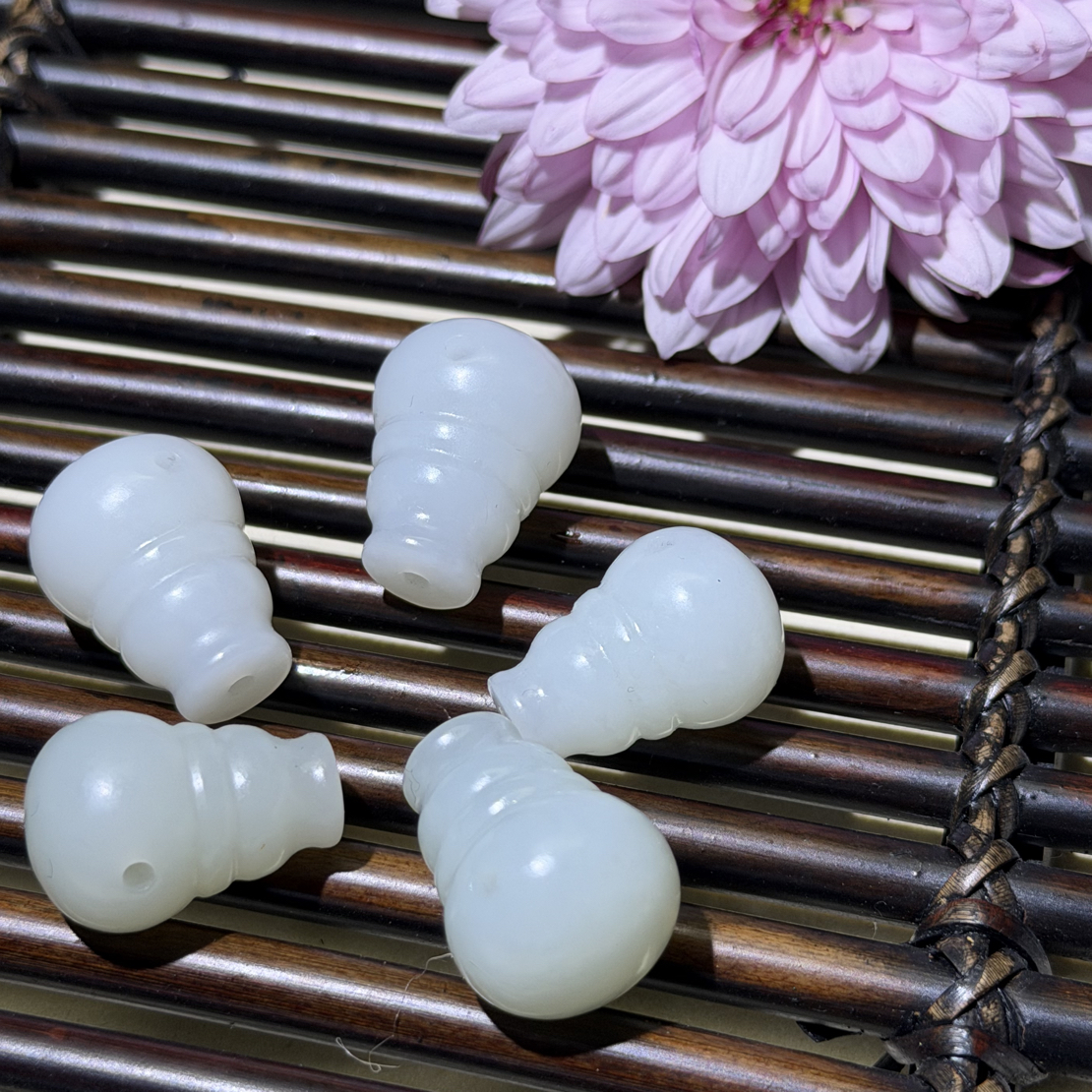 天然和田玉三通配饰，卡14-16多样性发货拍一发一