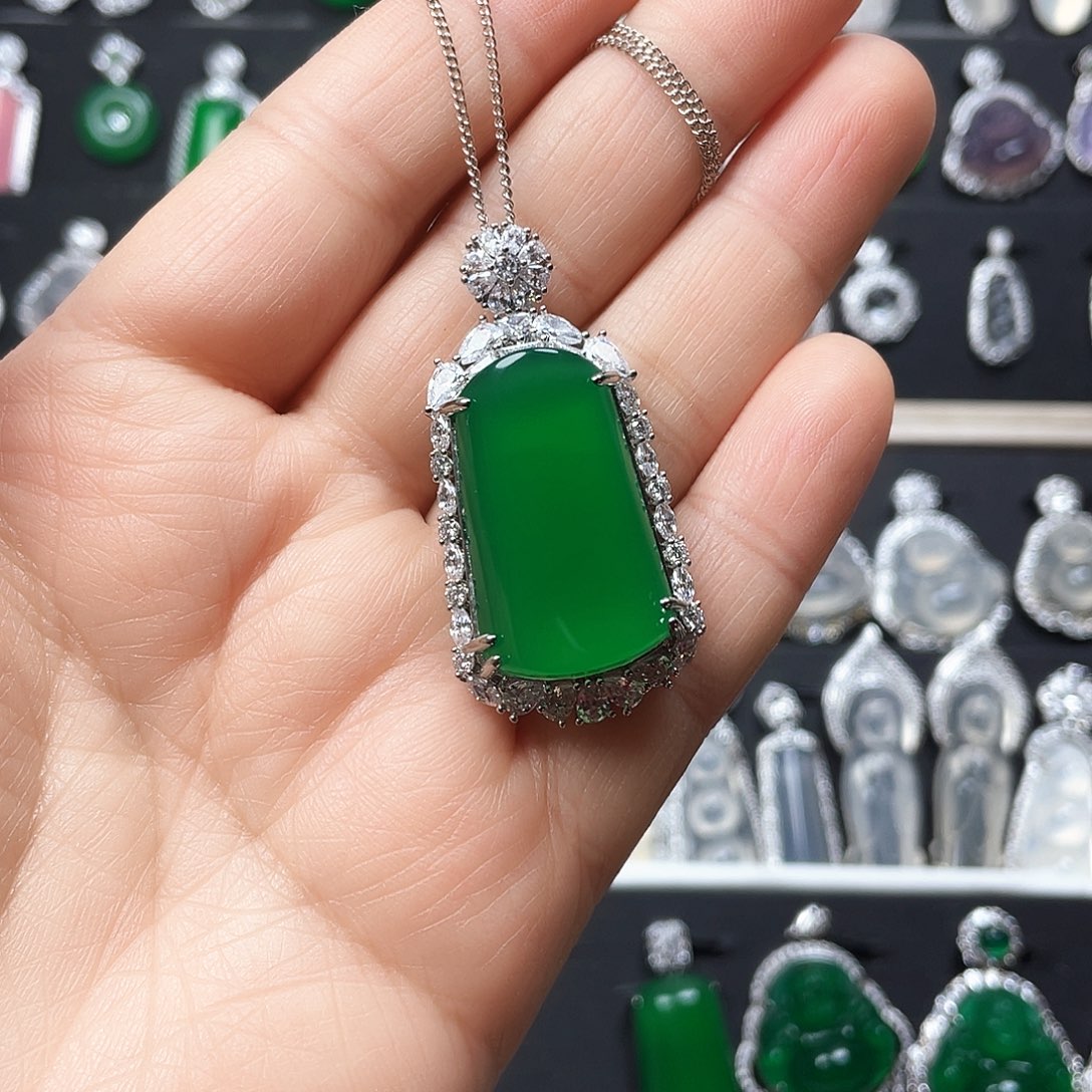 玛瑙/玉髓颈饰合金