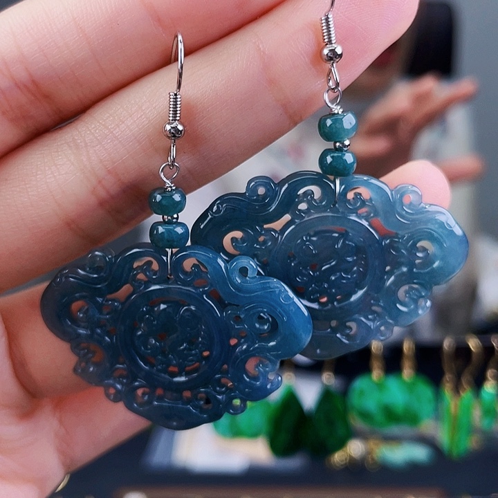 翡翠耳饰未镶嵌饰品