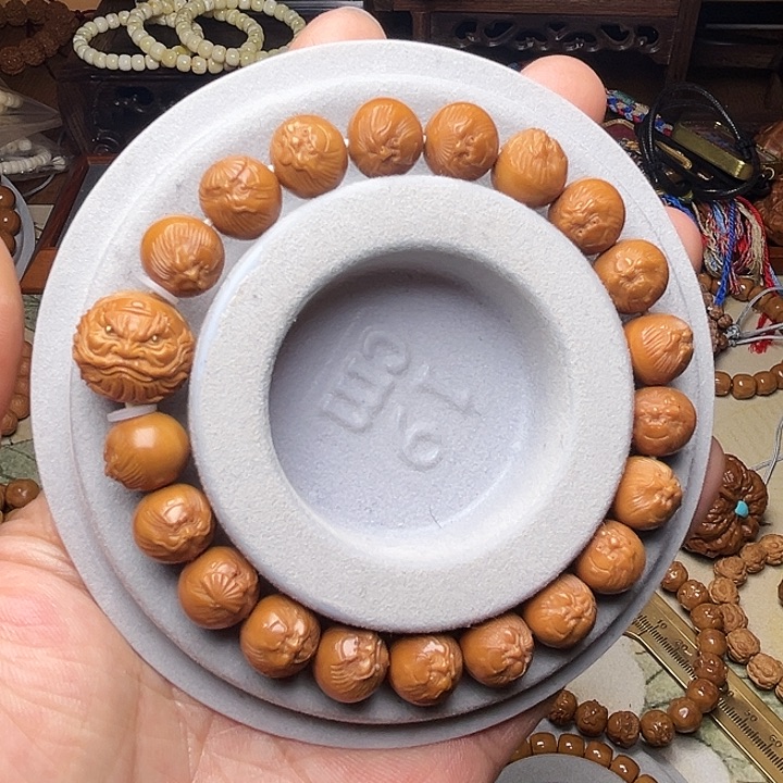 猴头核桃手串猴头雕刻精工小龙面钟馗手串单圈