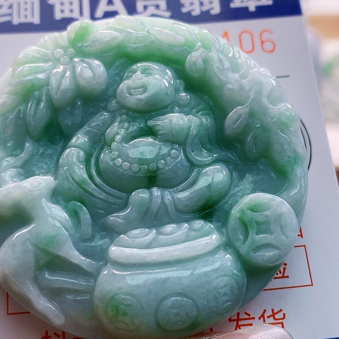 吊坠(不含链)未镶嵌翡翠