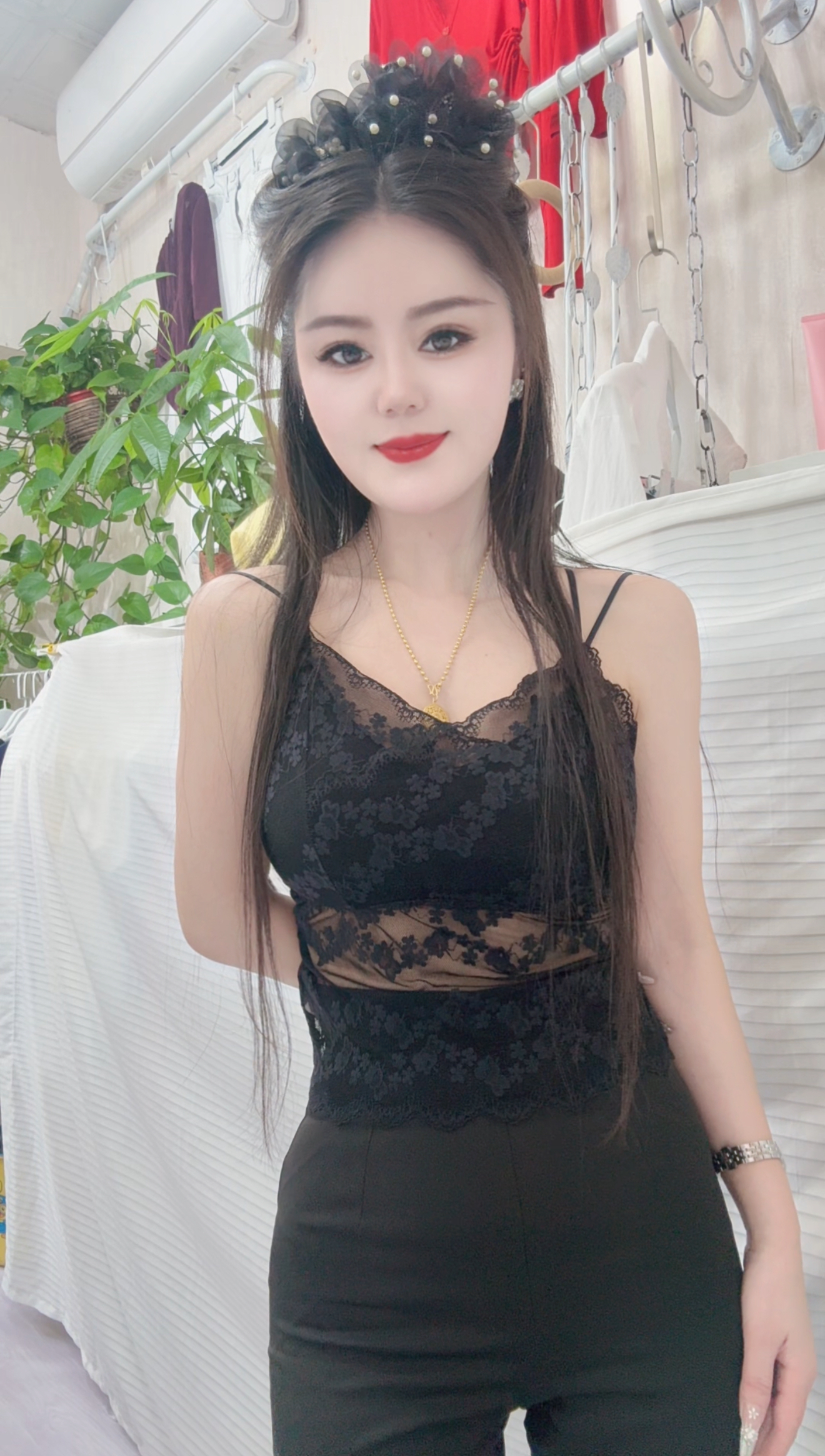 夏季女士轻薄蕾丝无钢圈带胸垫美背性感吊带内衣黑色时尚