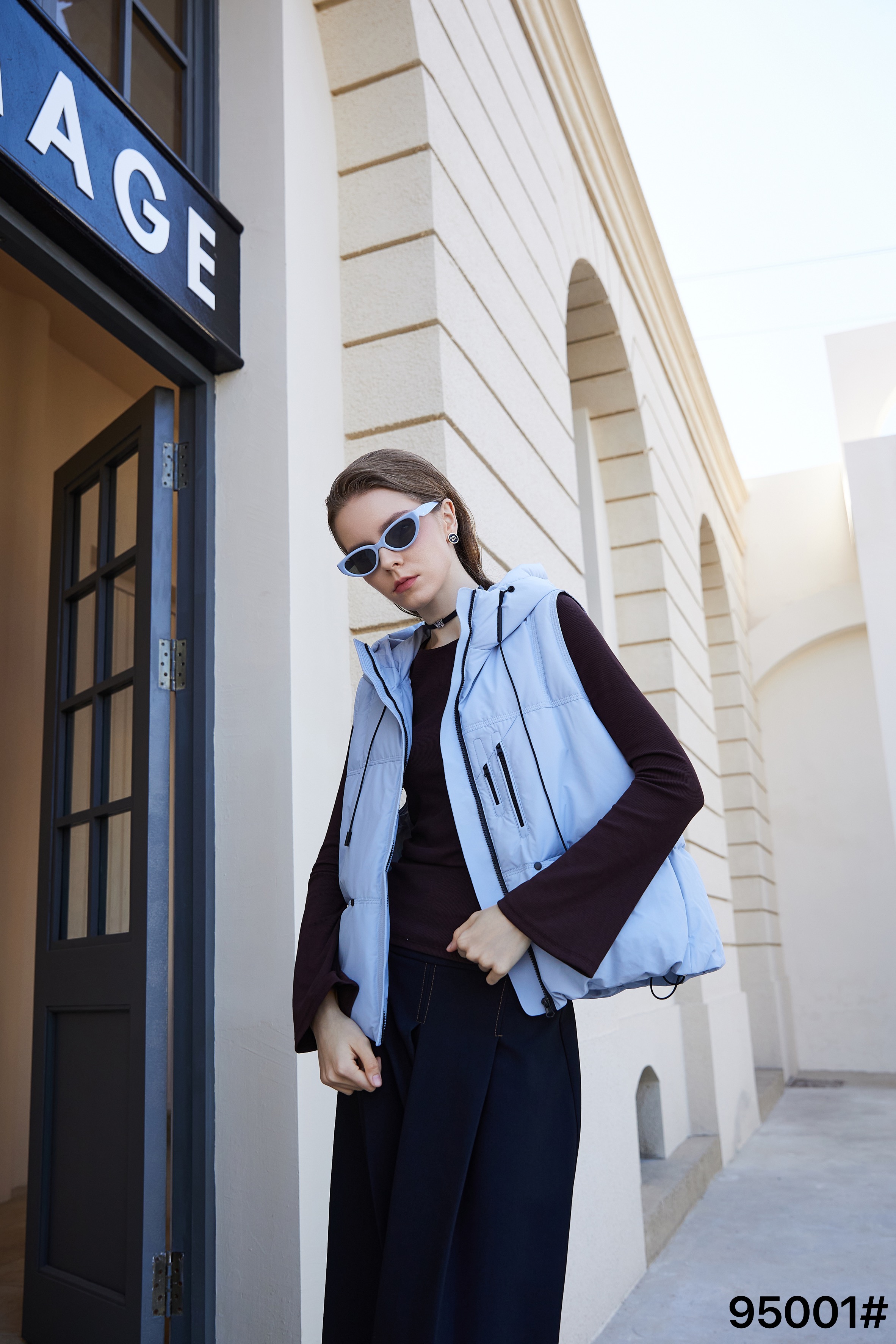 95001#90白鸭绒 秋冬时尚保暖收腰抽绳马夹马甲