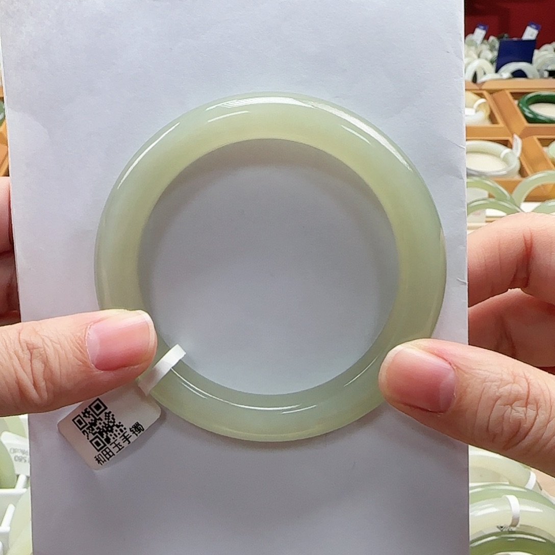 和田玉手镯未镶嵌59