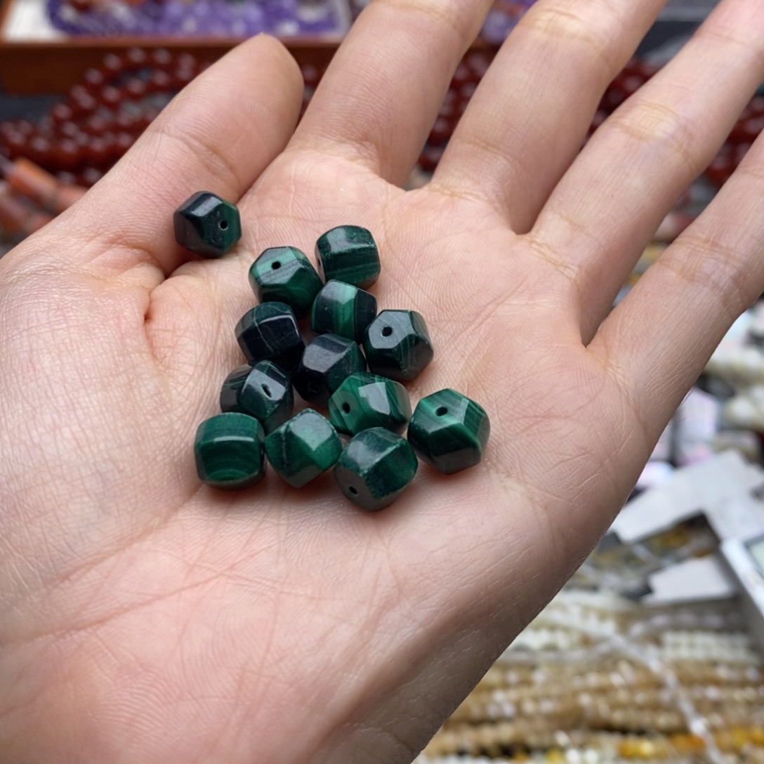 玛瑙/玉髓未镶嵌珠宝半成品4个装纯天然六面切南瓜珠7×8mm