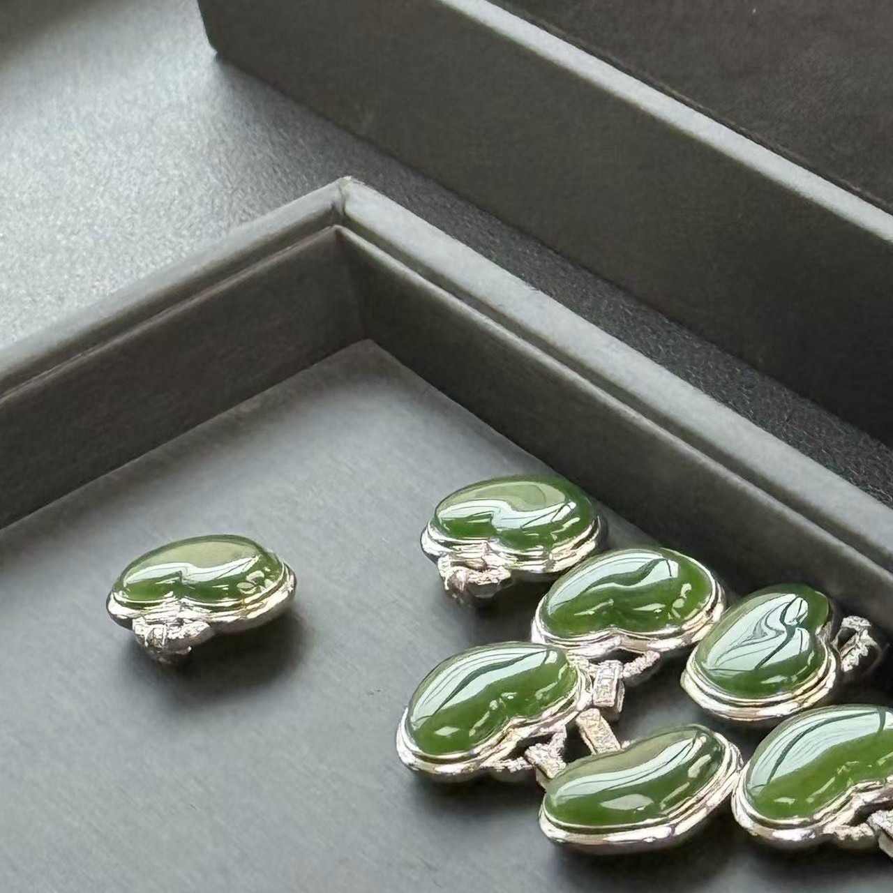 和田玉碧玉s925银爱心吊坠多样性发一