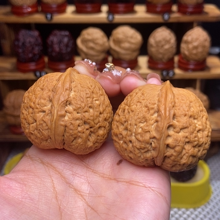 文玩核桃吊坠鸿鹄26