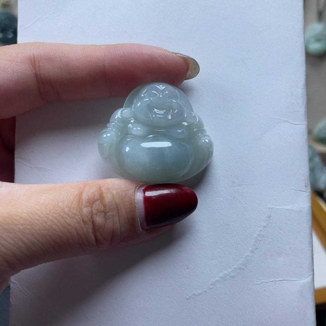 翡翠颈饰未镶嵌o****?佛公