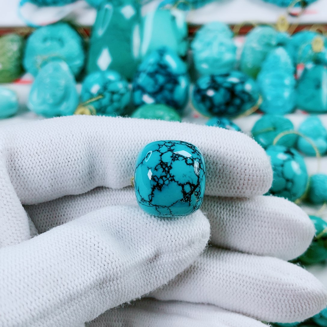 那***独绿松石未镶嵌车挂