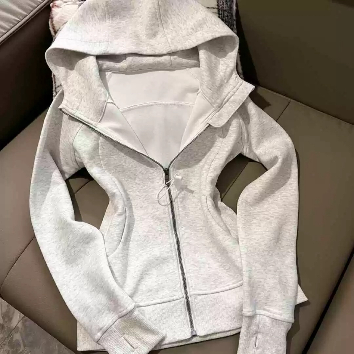 修身外套女款正肩卫衣春秋季连帽衫收腰紧身短款上衣新款