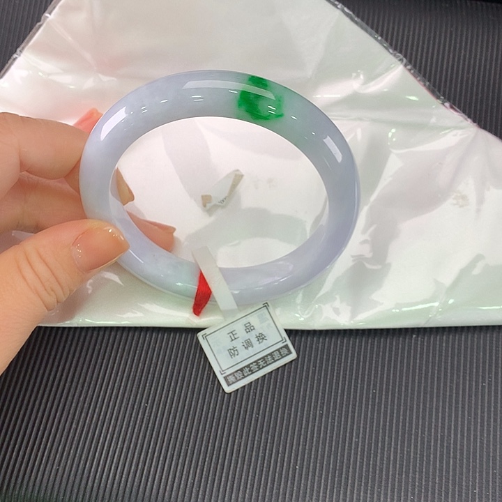 翡翠未镶嵌手镯正圈61