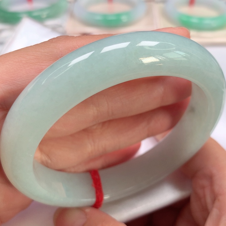 翡翠手镯未镶嵌青水底70号