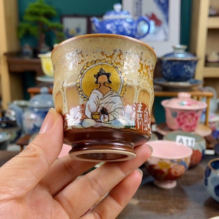 瓷片手工制作工艺精湛等特点