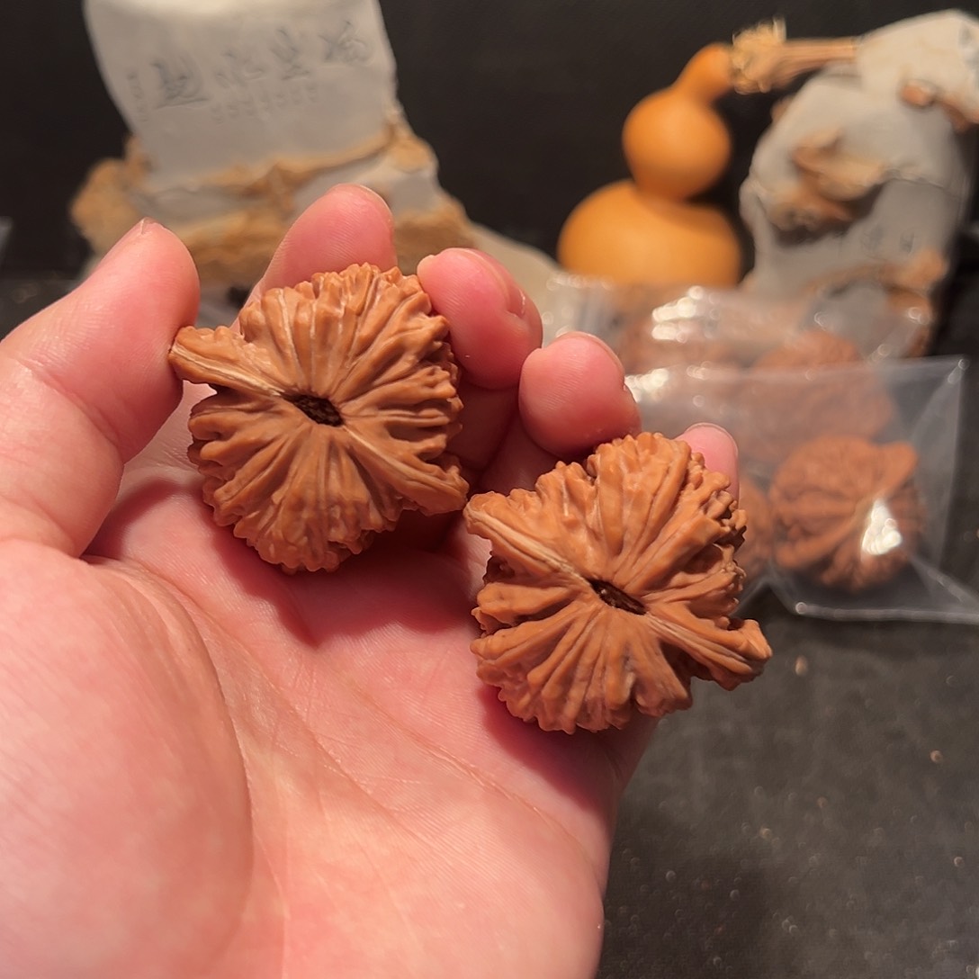 文玩核桃把件四座楼核桃44