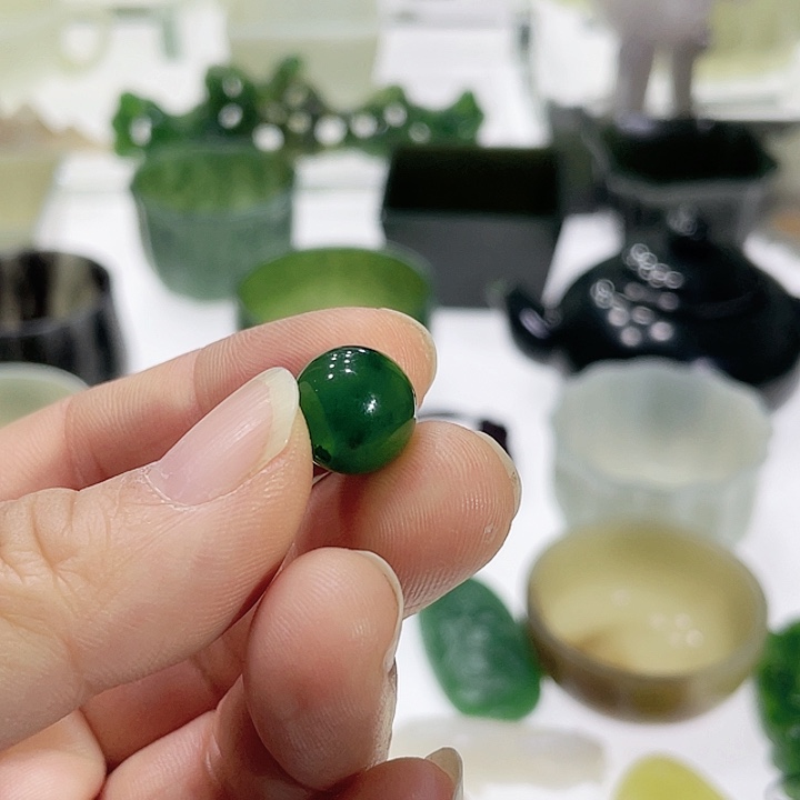 和田玉（碧玉）挂件未镶嵌漏