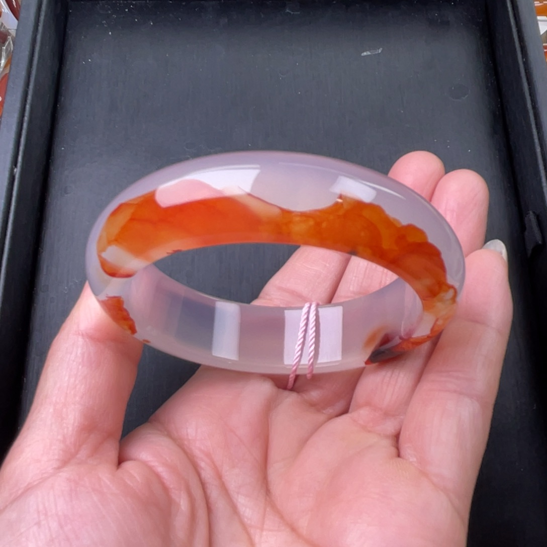 玛瑙/玉髓手镯未镶嵌54圈口