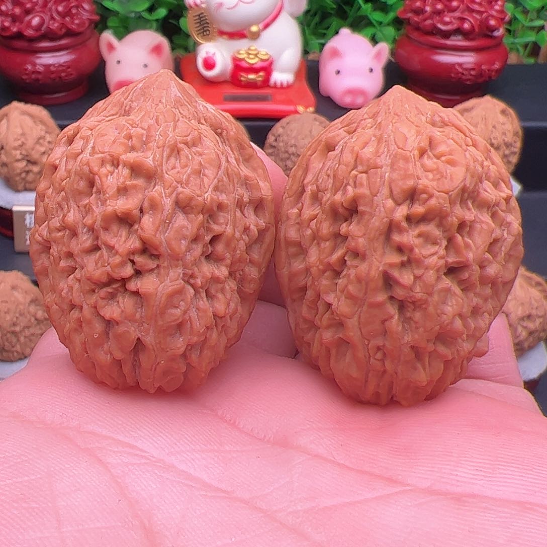 文玩核桃把件正版一代油瓶大蒜头边34肚37，非涞水