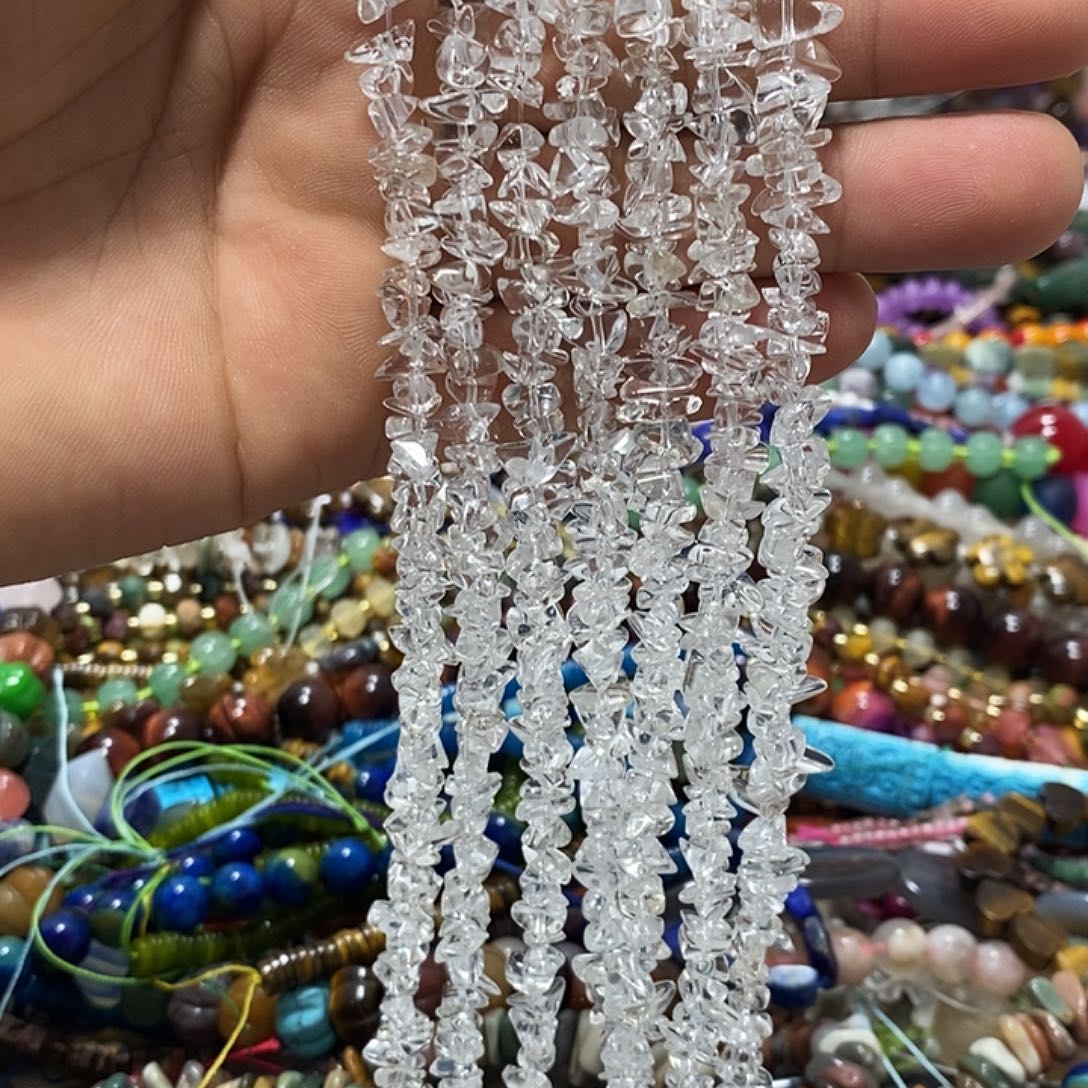 玛瑙/玉髓合金珠宝半成品天然净体白水晶一条碎石