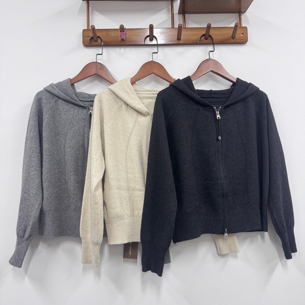 2025小个子毛衣短款外套打底衫针织纯色毛针织衫百搭时尚休闲连帽