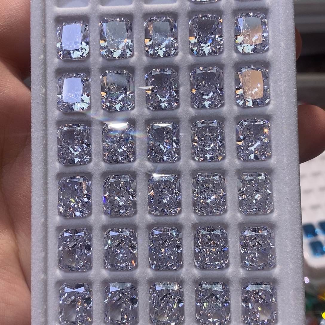 8*10 3颗 长倒锆石（处理）冰花切