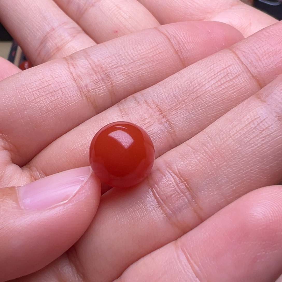 大***连南红玛瑙未镶嵌珠宝奇石