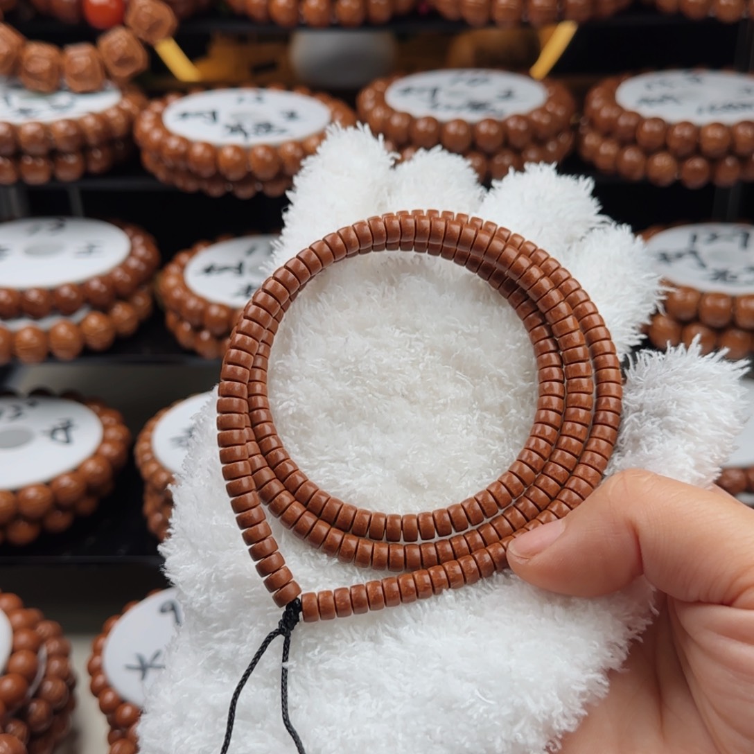 T***虎吊坠桃核核壁药片脖挂