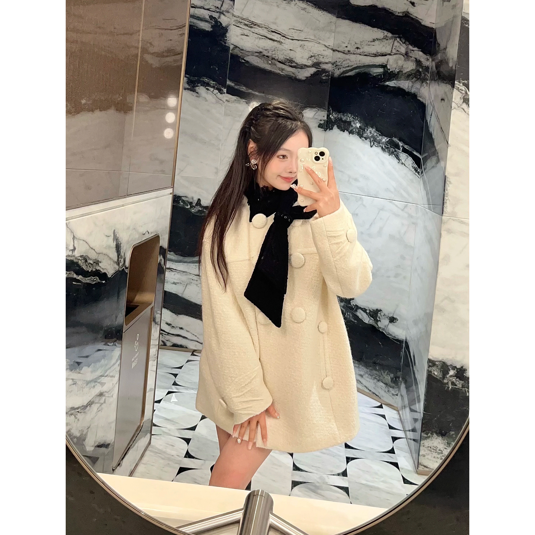 【DÉ MYSTÈRE】热巴同款 冬季新款千金风蝴蝶结大衣女外套GFC256567