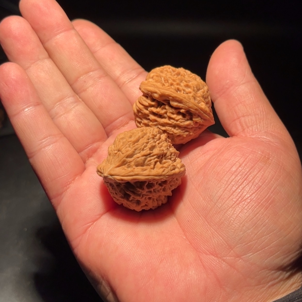 【闪购商品】無**東文玩核桃木制手把件