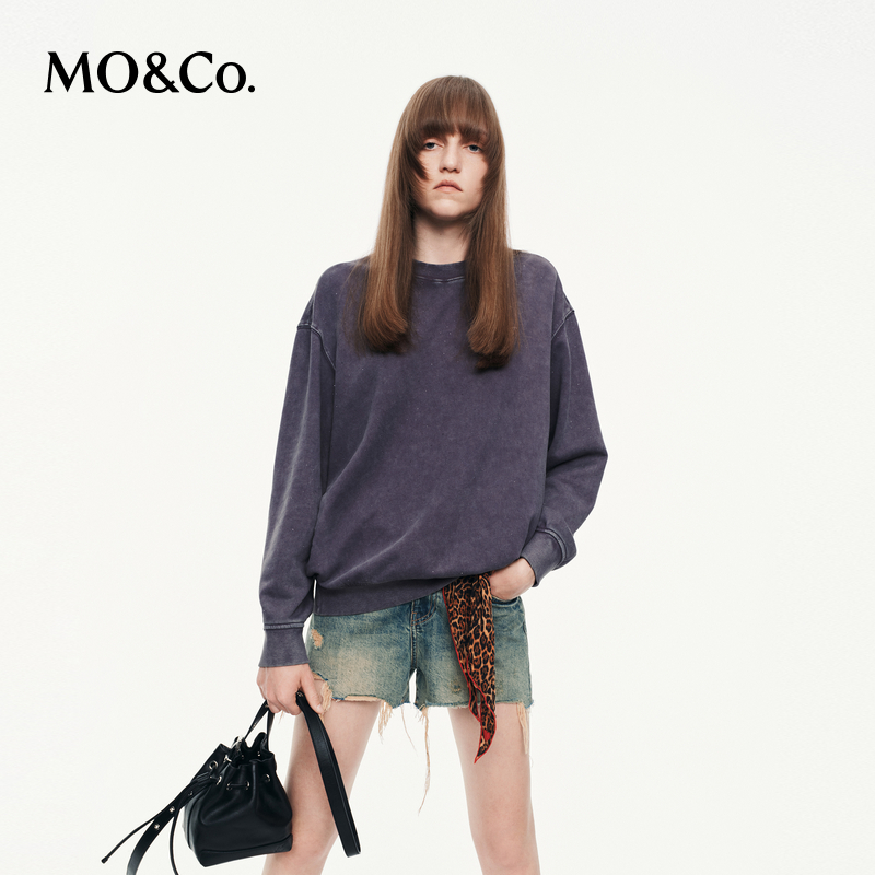 【陈嘉尔专属】MOCO卫衣2025秋棉质钻饰怀旧洗水落肩轻MBE3SWST01