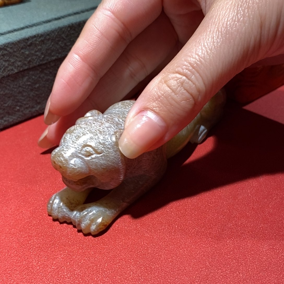 和田玉珠子未镶嵌玉****）