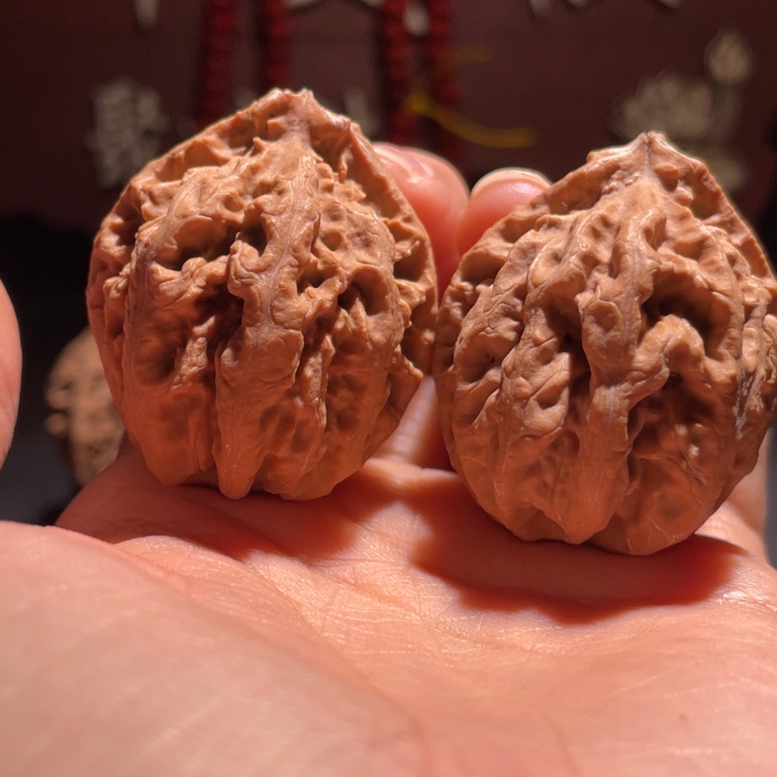 文玩核桃吊坠金蝴蝶29