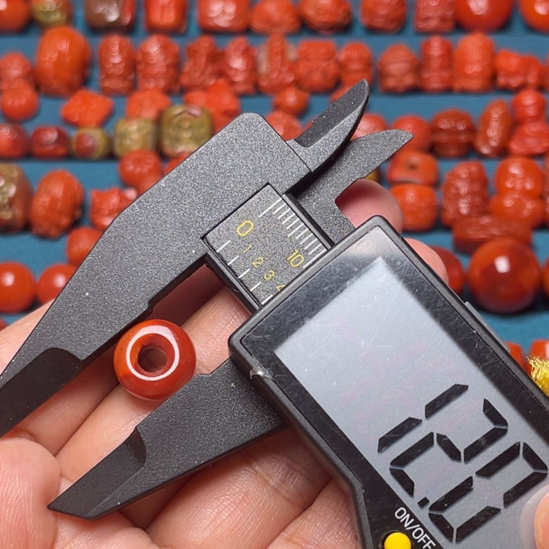 南红玛瑙配饰未镶嵌扣子