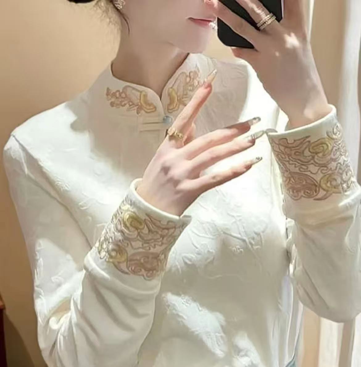 2025新款新中式上衣加绒刺绣立领洋气时尚百搭