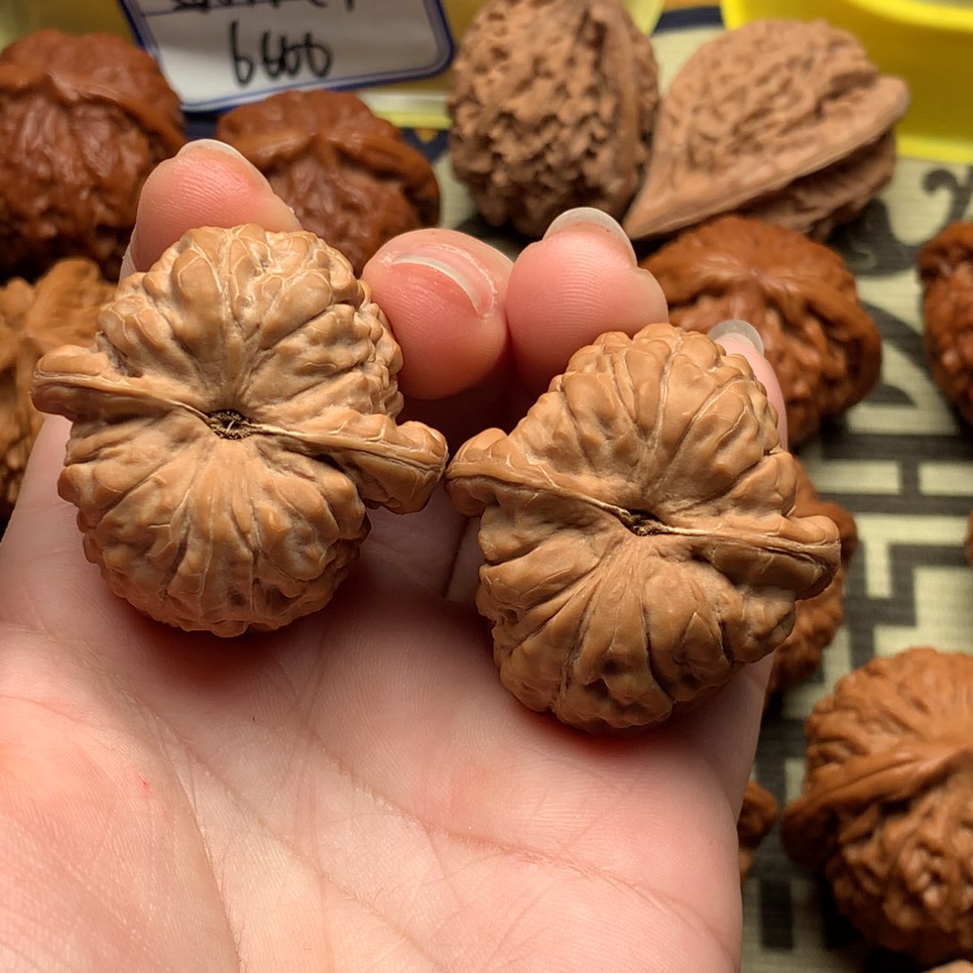 文玩核桃吊坠36金字塔