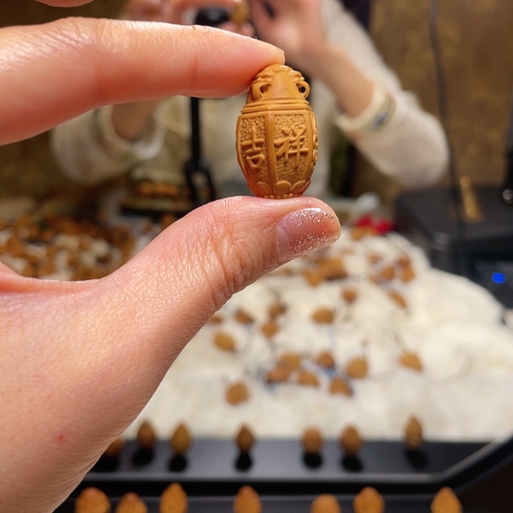 橄榄核吊坠橄榄核