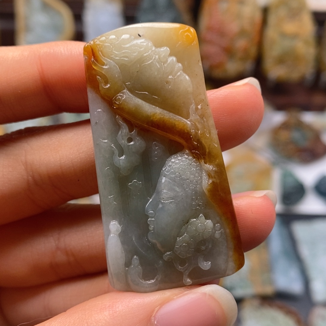 定制翡翠未镶嵌翡翠