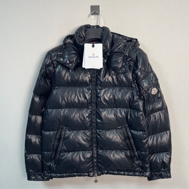 99新 MONCLER 盟可睐黑色maya系列羽绒服/2码/价14900