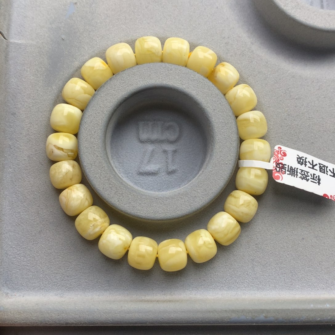 蜜蜡珠宝奇石未镶嵌