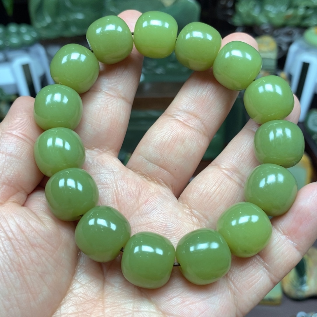 岫岩老玉（透闪石质玉）未镶嵌挂件