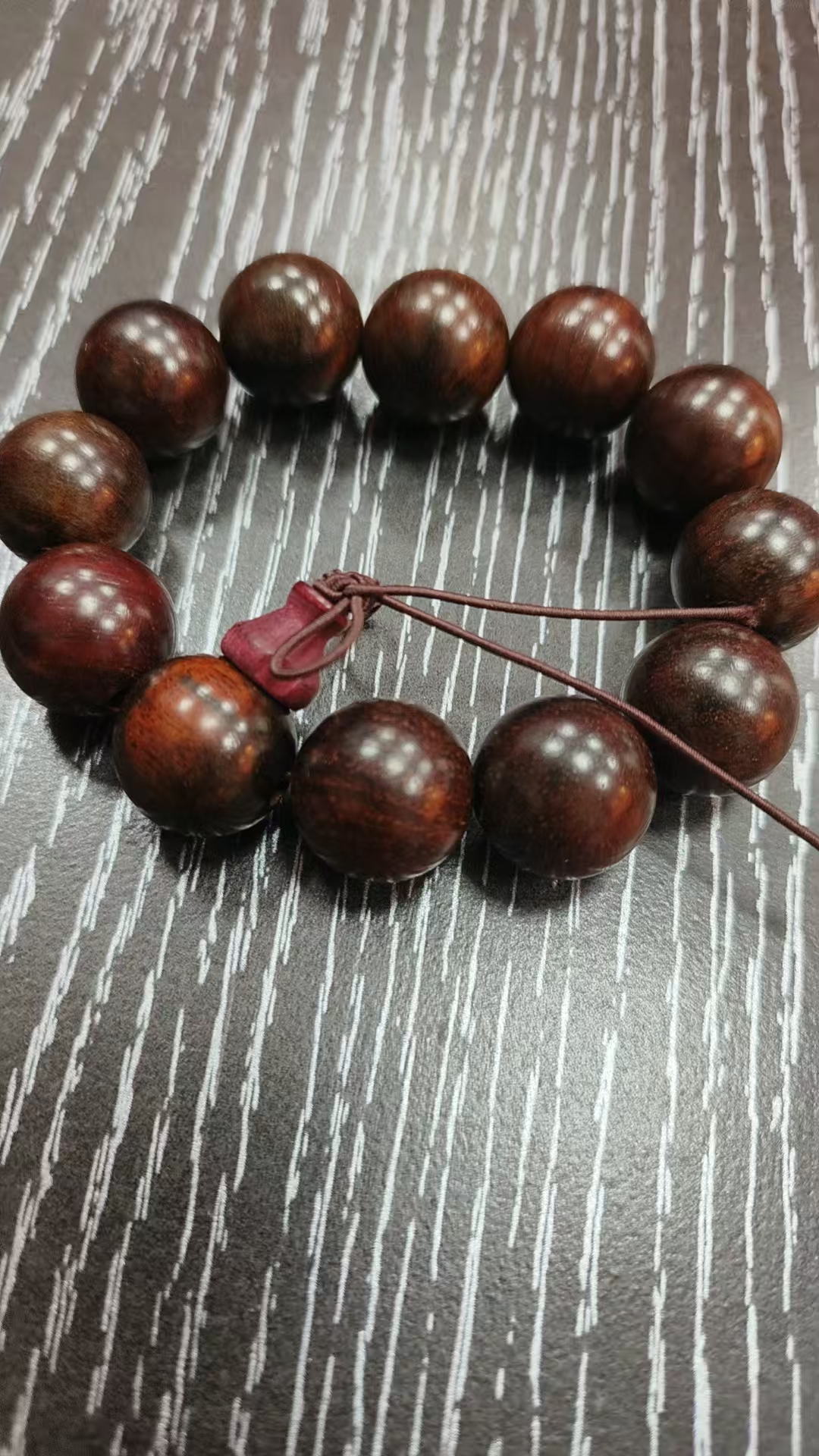 一类精品 天然野生老料 小叶紫檀  手串 T006