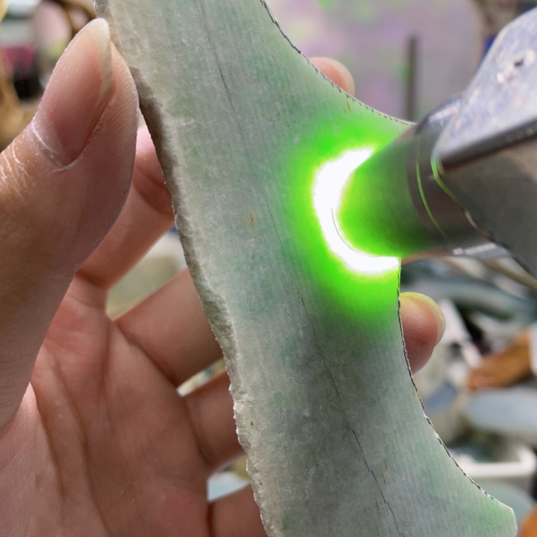 翡翠挂件未镶嵌K缅甸天然翡翠片料