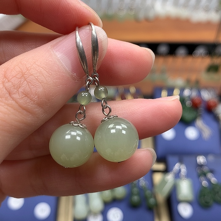 和田玉银S925镶嵌耳饰12左右浅晴水