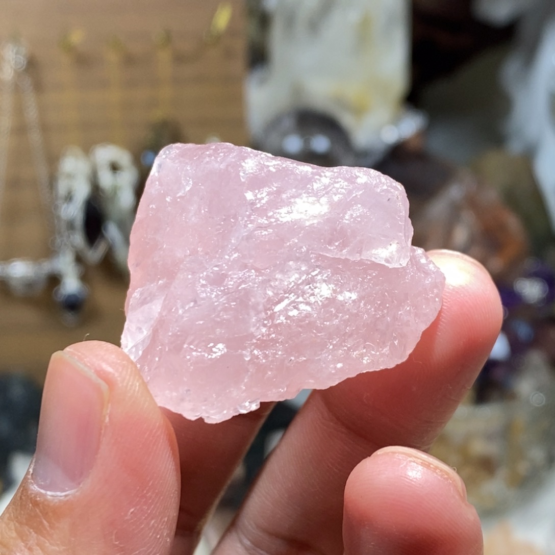 粉水晶未镶嵌水晶