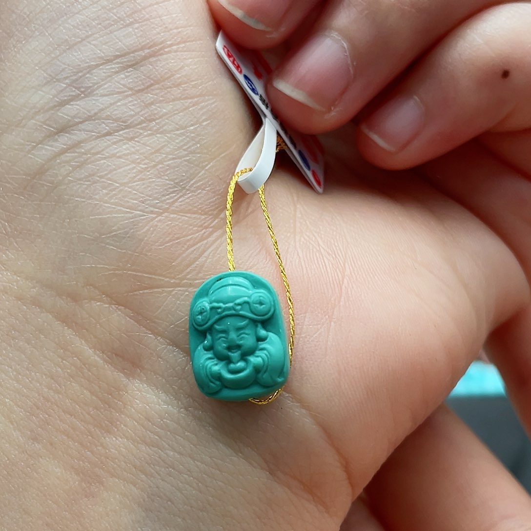 绿松石颈饰未镶嵌