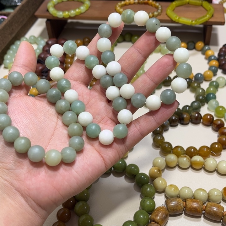 蛇纹石玉未镶嵌手链卡12