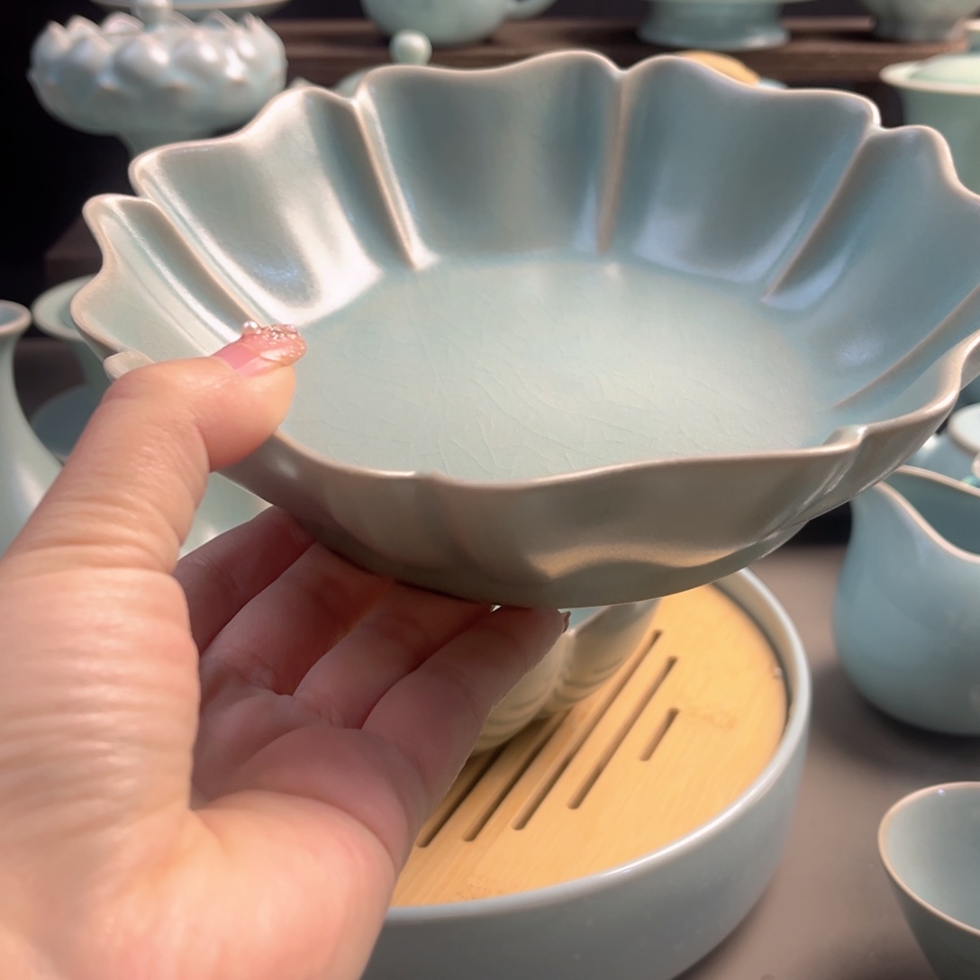 瓷仿古釉葵口洗原矿