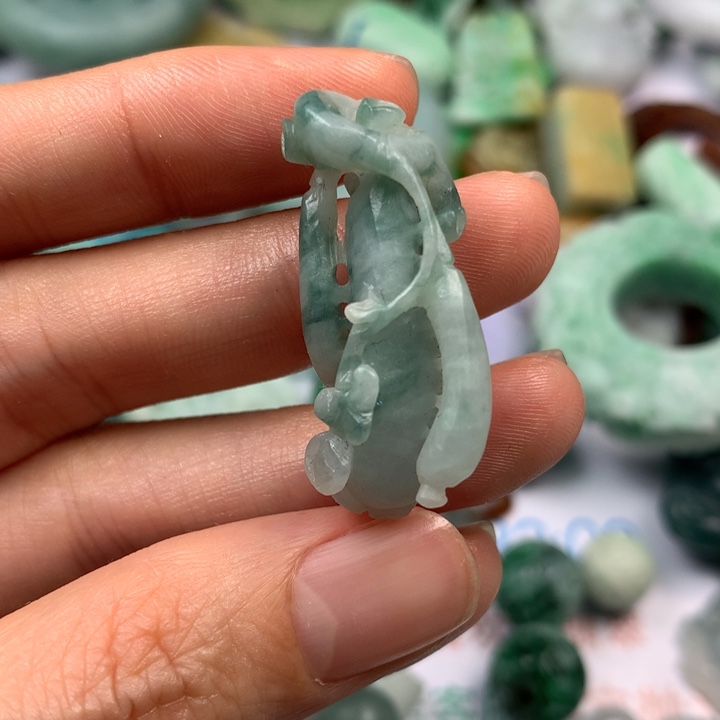定制翡翠翡翠未镶嵌