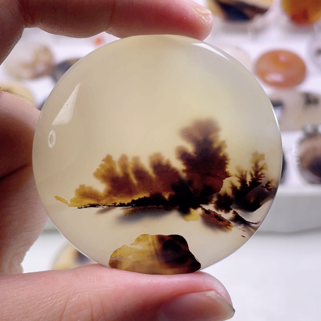 玛瑙/玉髓颈饰未镶嵌