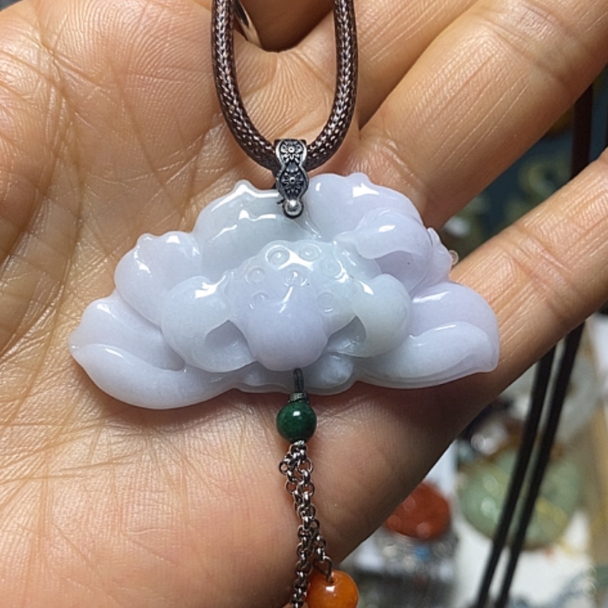 【闪购商品】翡翠未镶嵌吊坠(赠链)