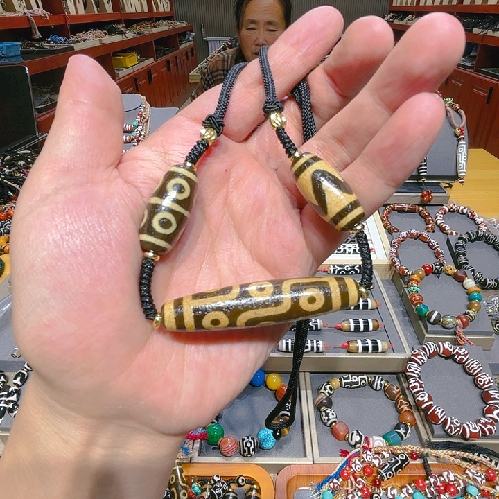 未镶嵌玛瑙/玉髓珠宝奇石